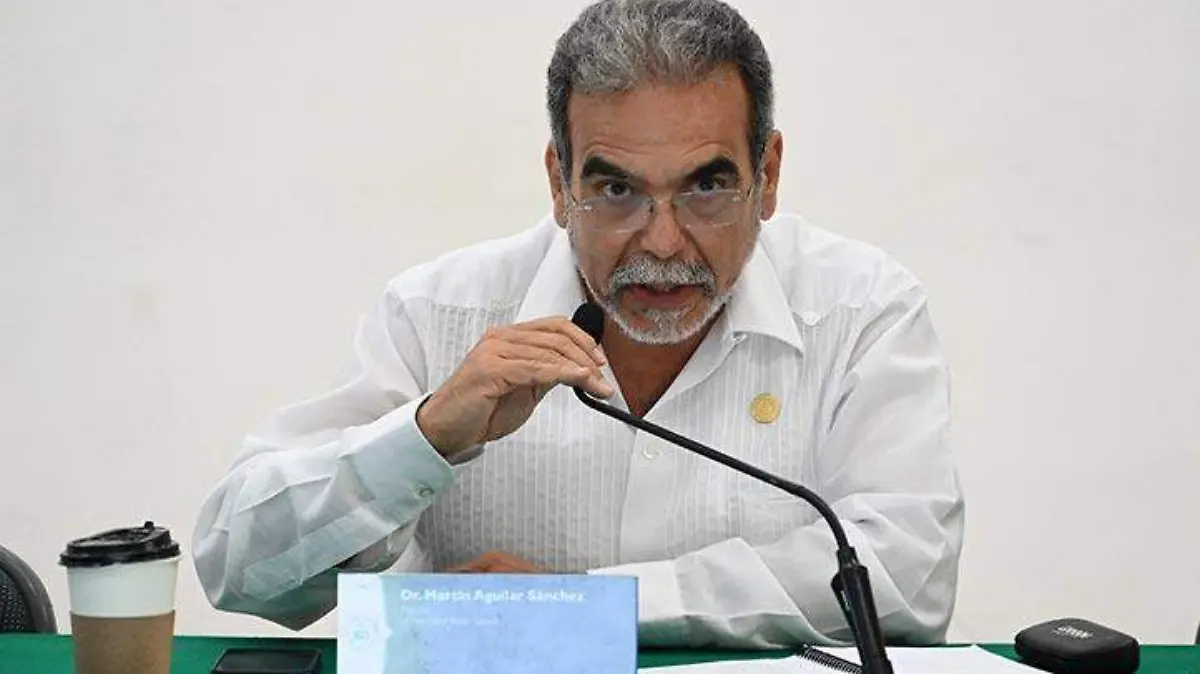 210624-CARLOS-Reunion-con-docentes-e-investigadores-2-100k