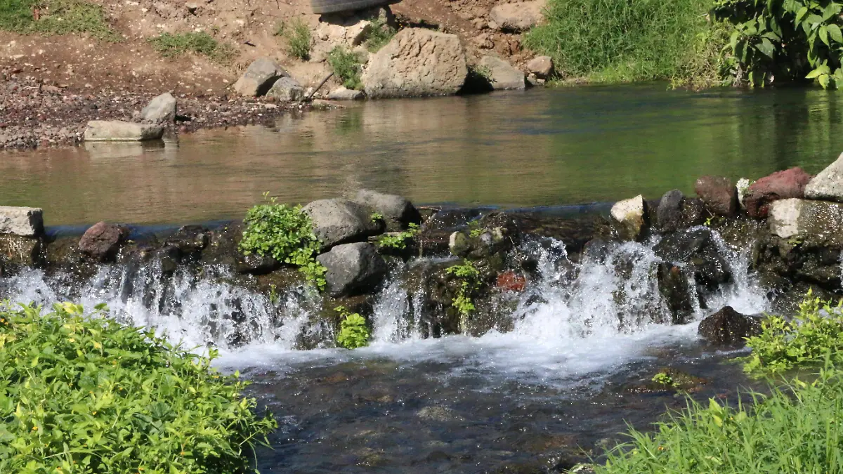 Xalapeños no confían en solución al desabasto de agua con nuevo pozo en El Castillo