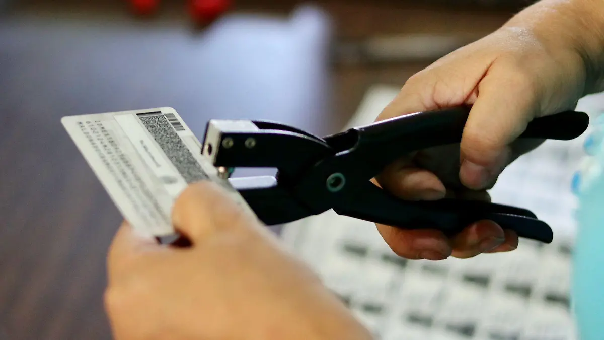 7aa40752-8900-4b1d-83ec-c3e7f71a41de