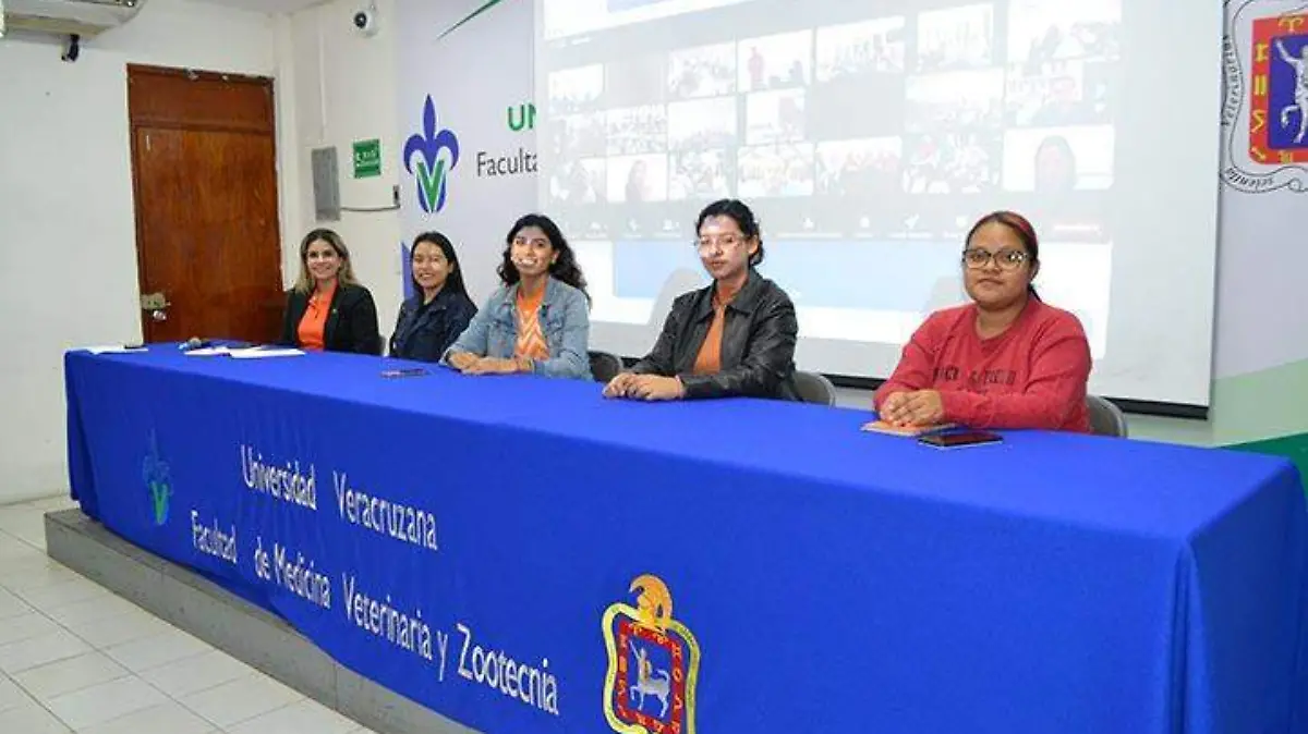 291123-Aracely-Veracruz-Estudiantes-Violencia-Genero-1-100k