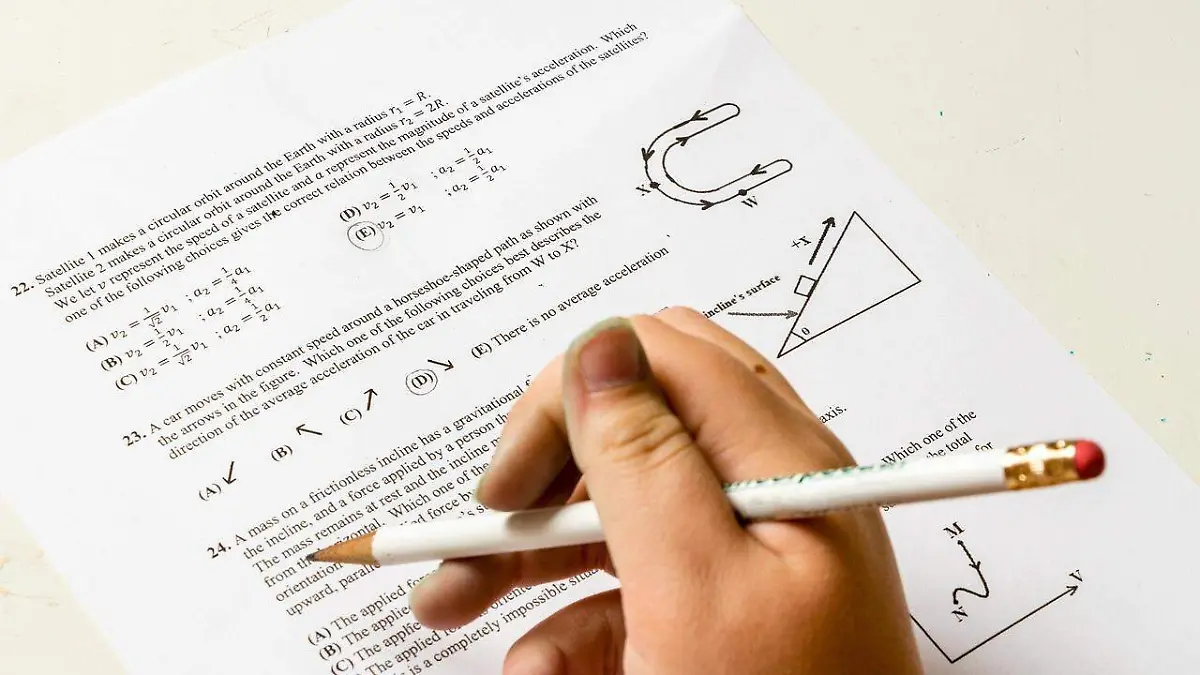 homework-2521144_1280 (1)