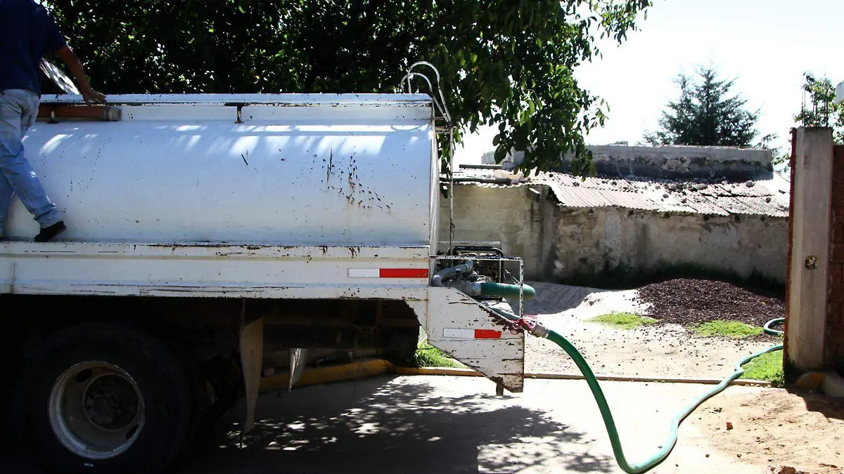 Falla en sistema de bombeo deja sin agua a El Castillo