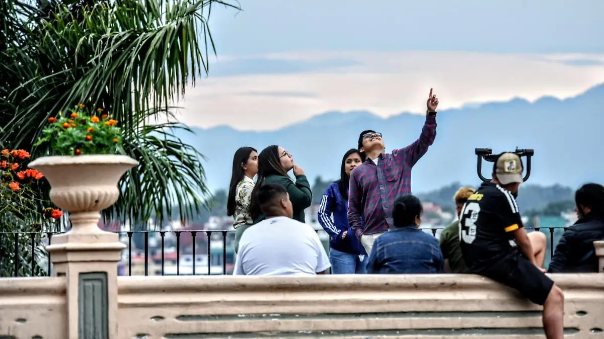 Astronomía | Eclipse | Astrónomo | Telescopio