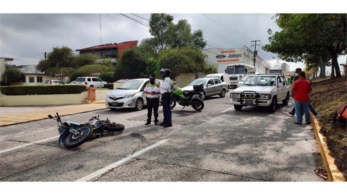 Motociclista chocó