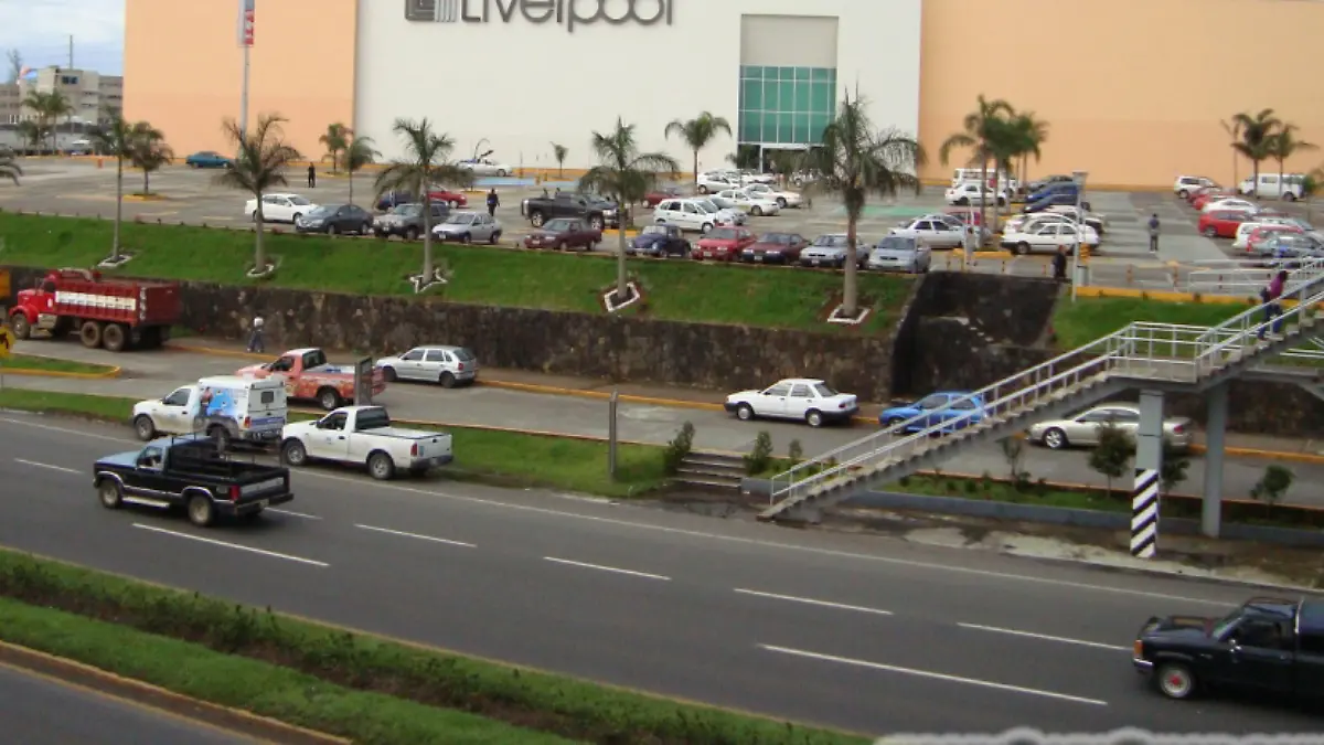 plaza-americas-puente