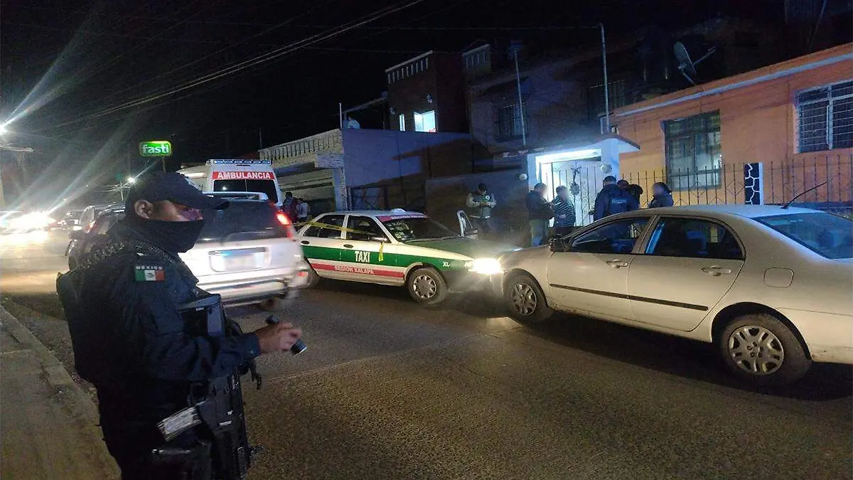 Muere taxista en la colonia Peñascal de Xalapa