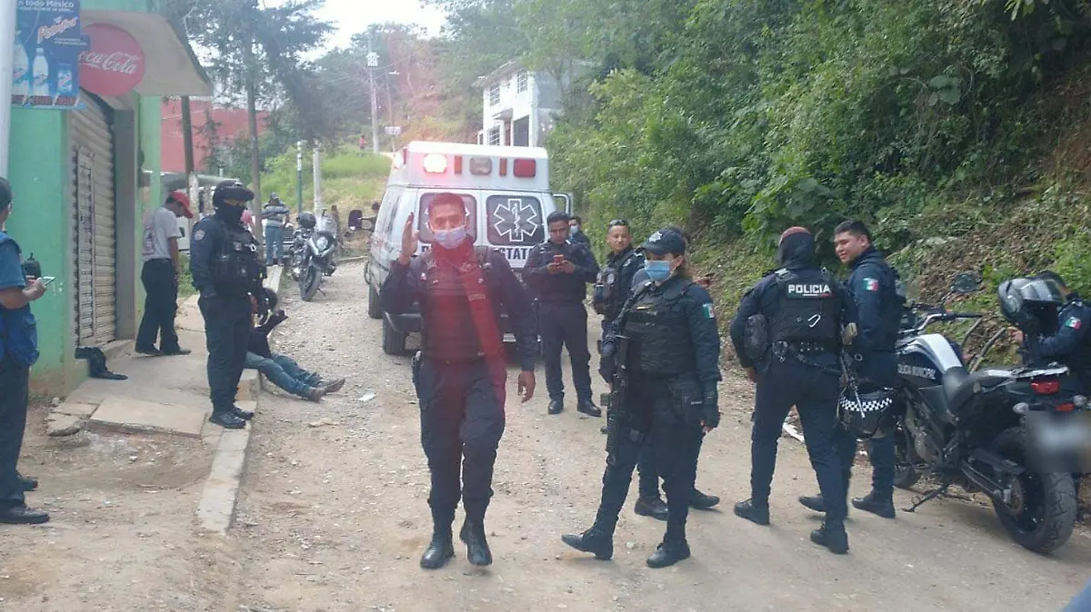 Pelea-en-colonia-de-Xalapa-deja-un-herido