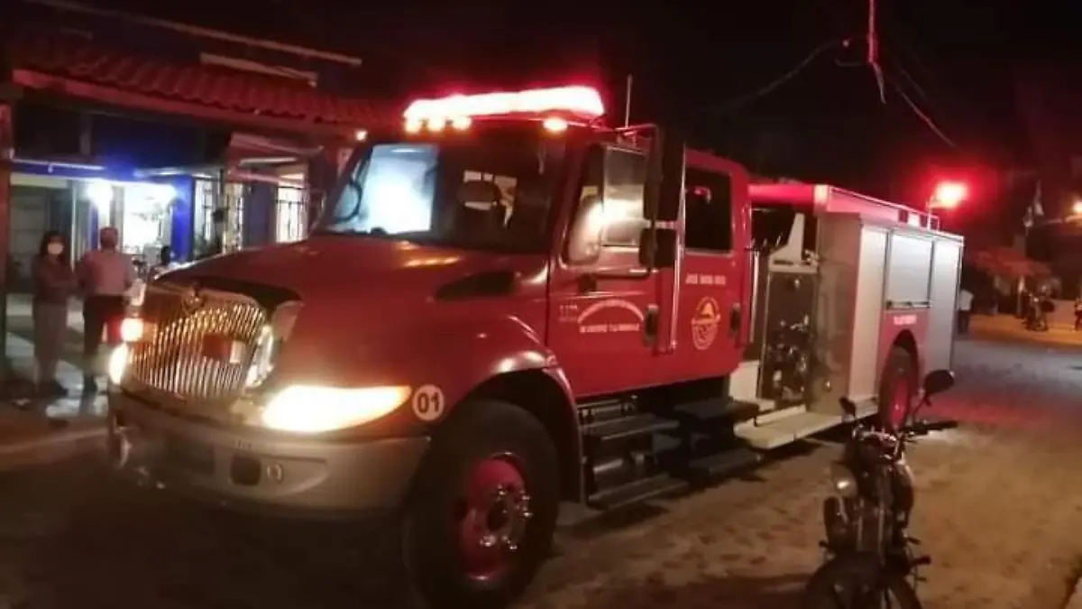 BOMBEROS