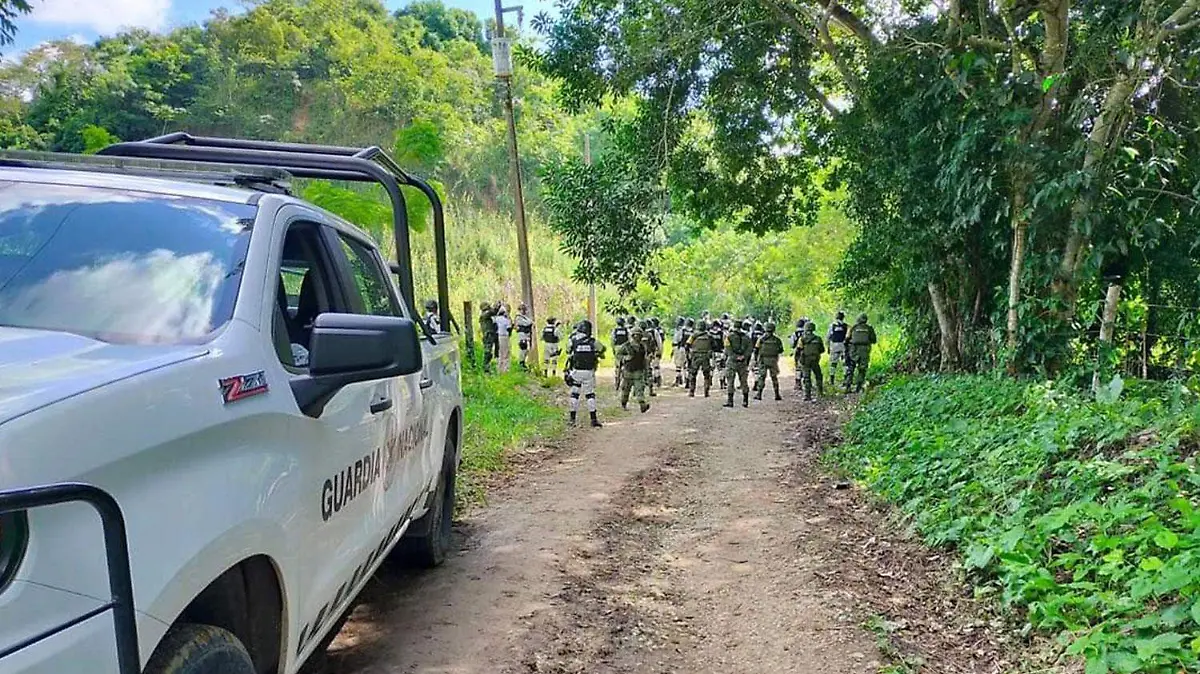 Guardia-Nacional-en-el-sur-de-Veracruz-con-caravana-migrante