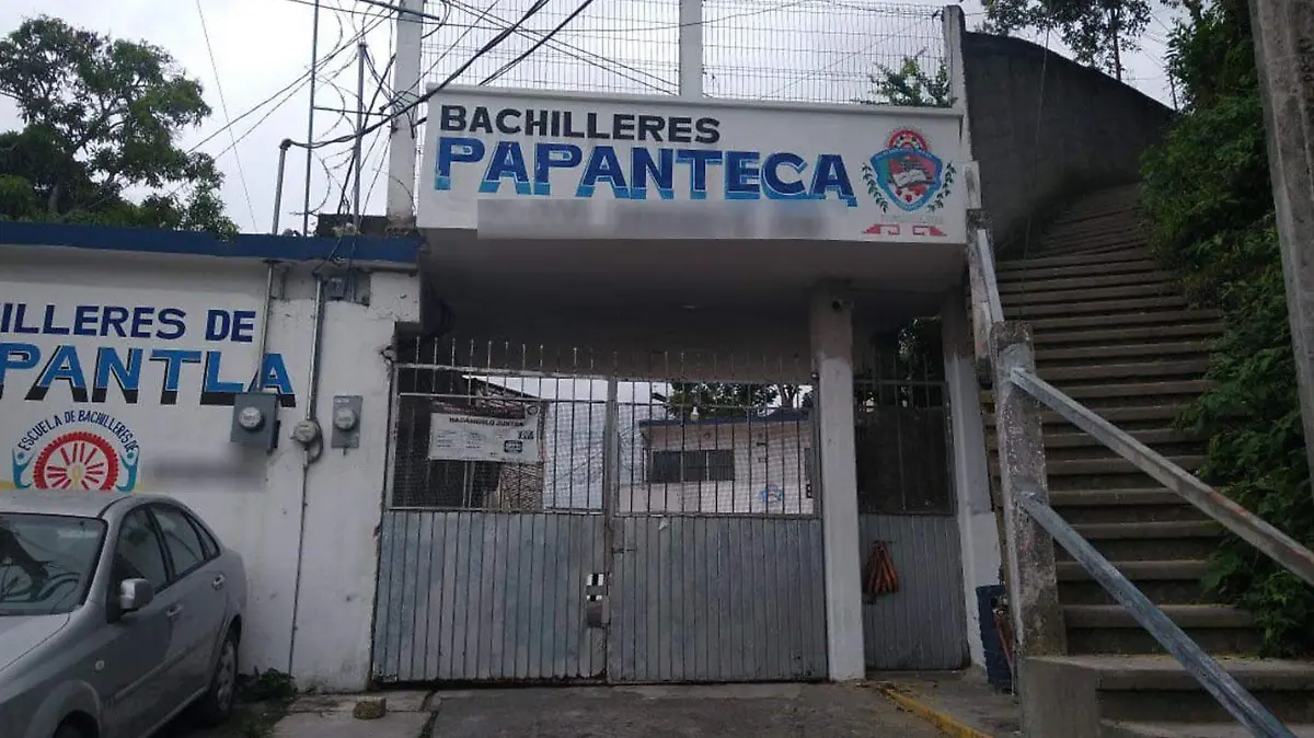 03-12-2020-ESCUELA-PAPANTLA