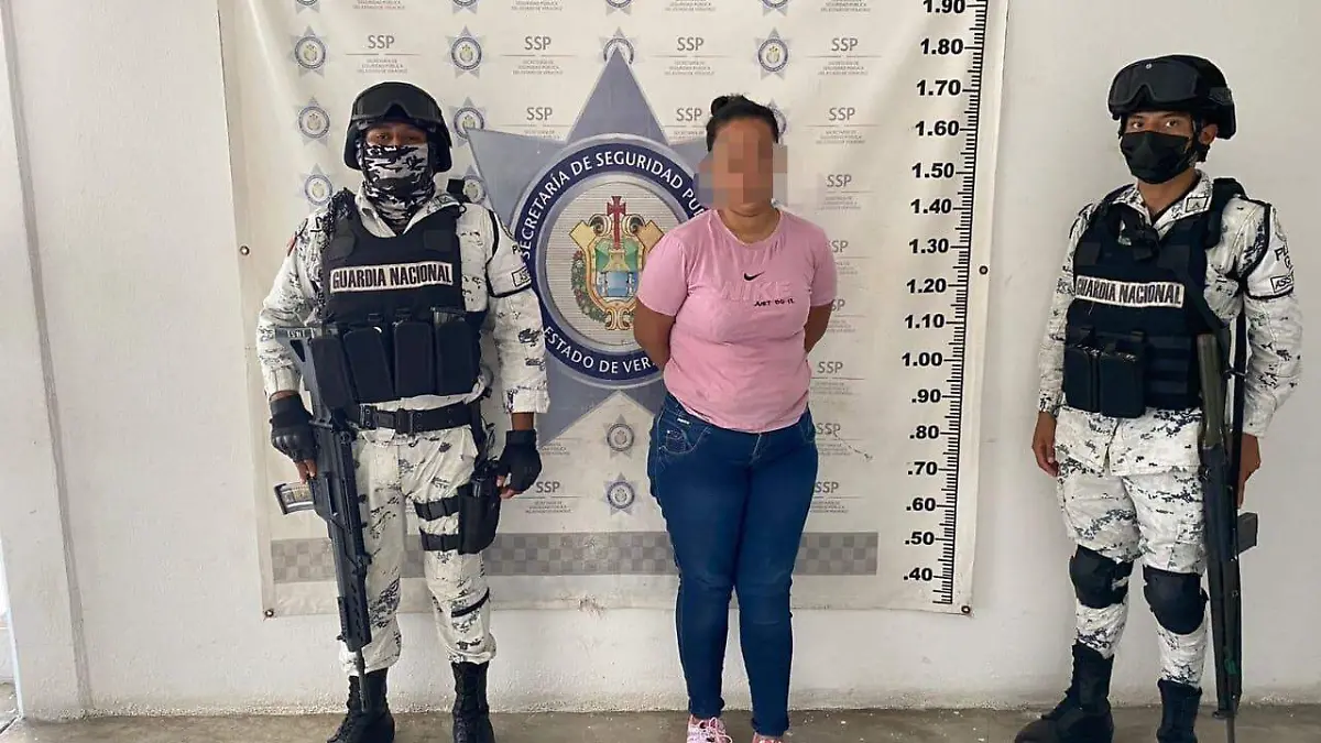 Captura la Guardia Nacional a una pareja armada