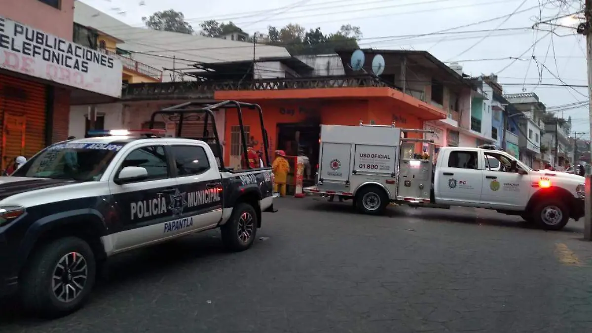 BOMBEROS