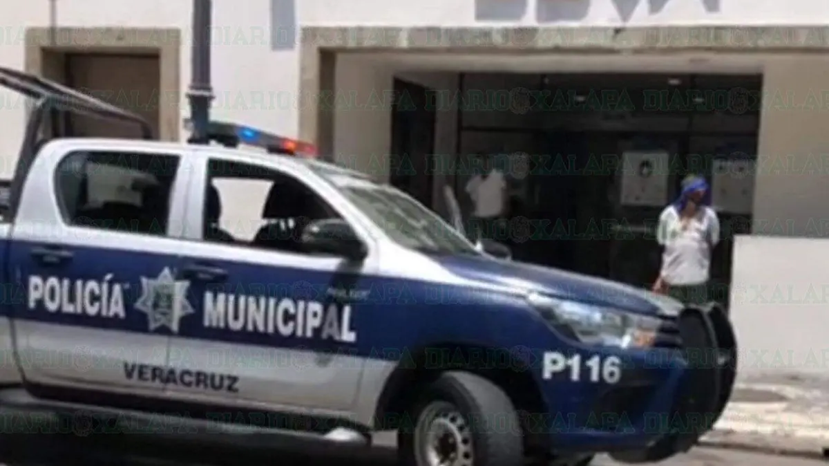 Lo-despojan-de-100-mil-pesos-a-mano-armada-en-el-puerto
