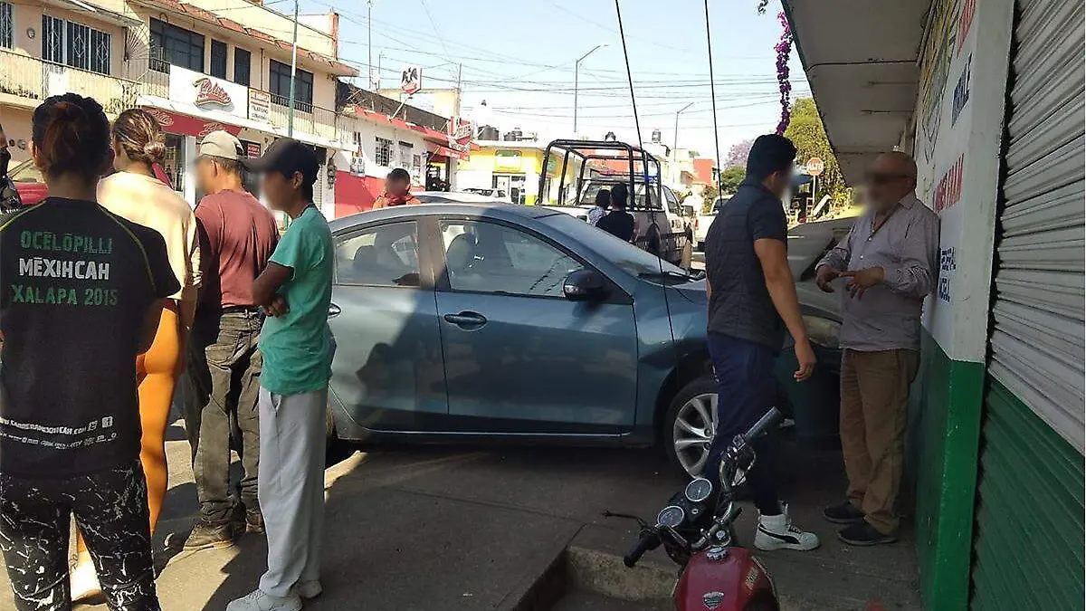 Atropellana a menor en Xalapa