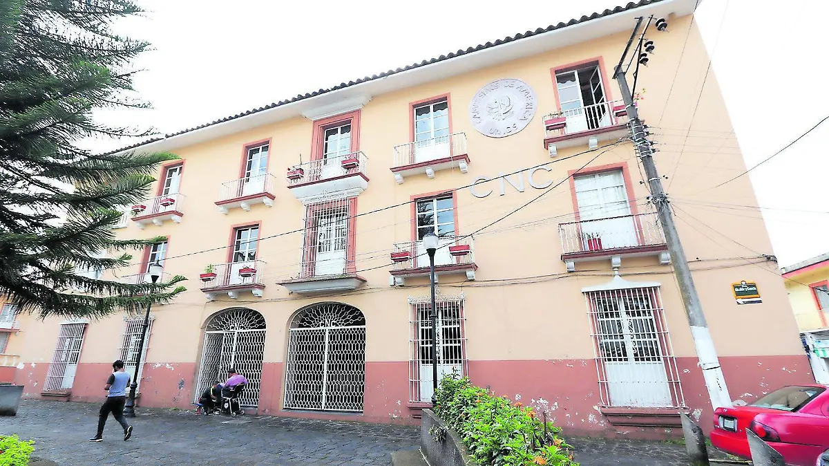 EM061119Oficinas CNC (8)_CMYK