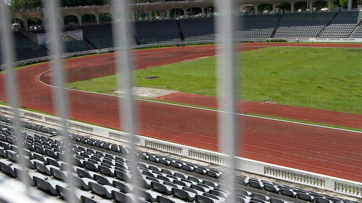 2-RC-Estadio-Heriberto-Jara-Corona