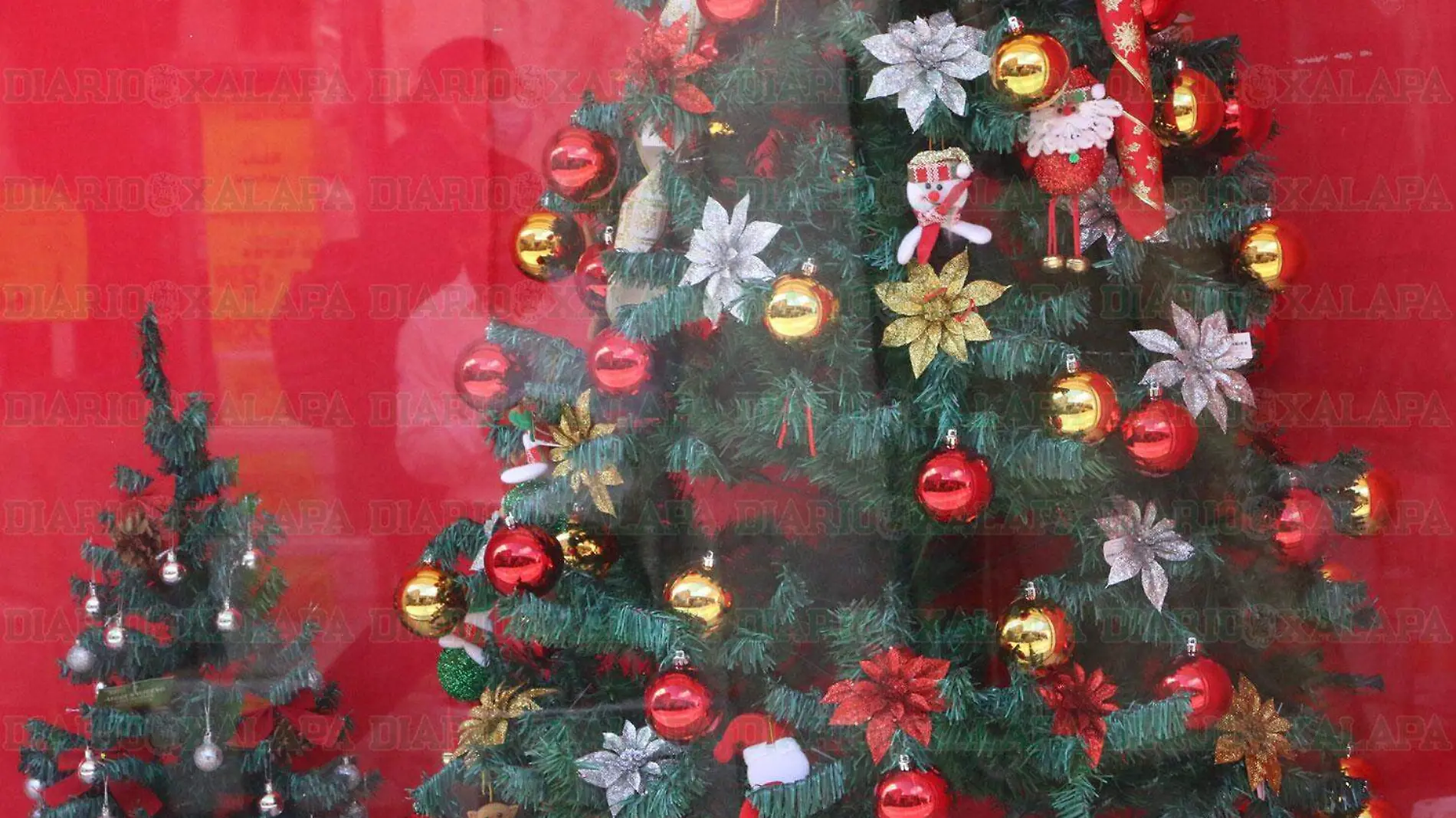 Arbol-de-Navidad-para-fiestas-decembrinas