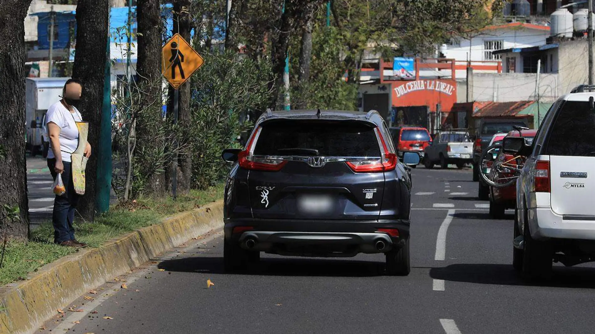 2-Denuncian-inseguridad-en-avenida-Ruiz-Cortines-de-Xalapa