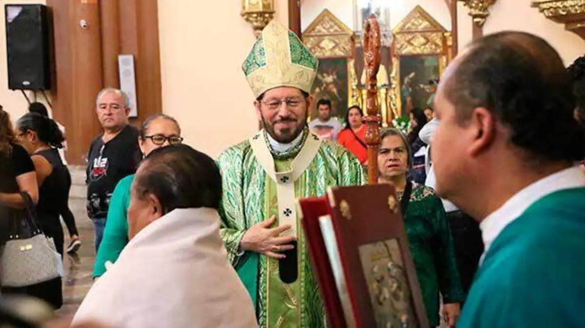Hipolito-Reyes-Larios