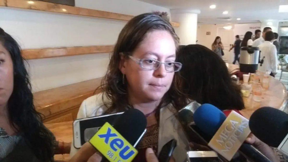 tania carola, diputada