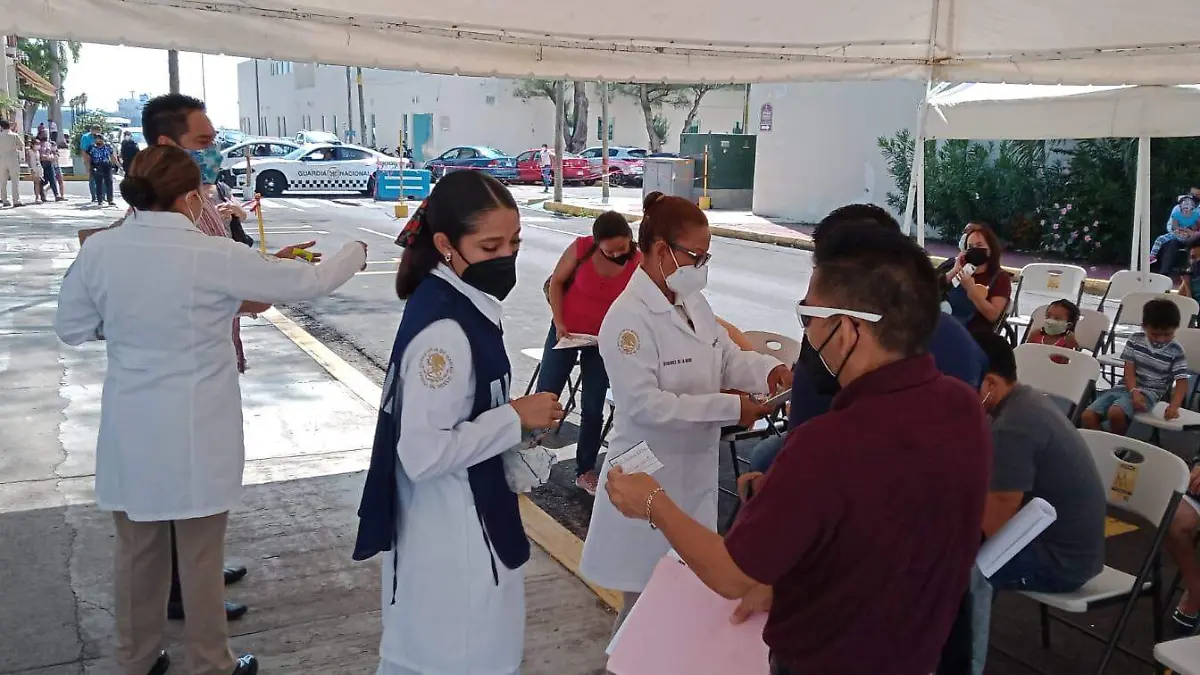 Sin contratiempos inicio vacunación en Veracruz para población de 30 a 39 años