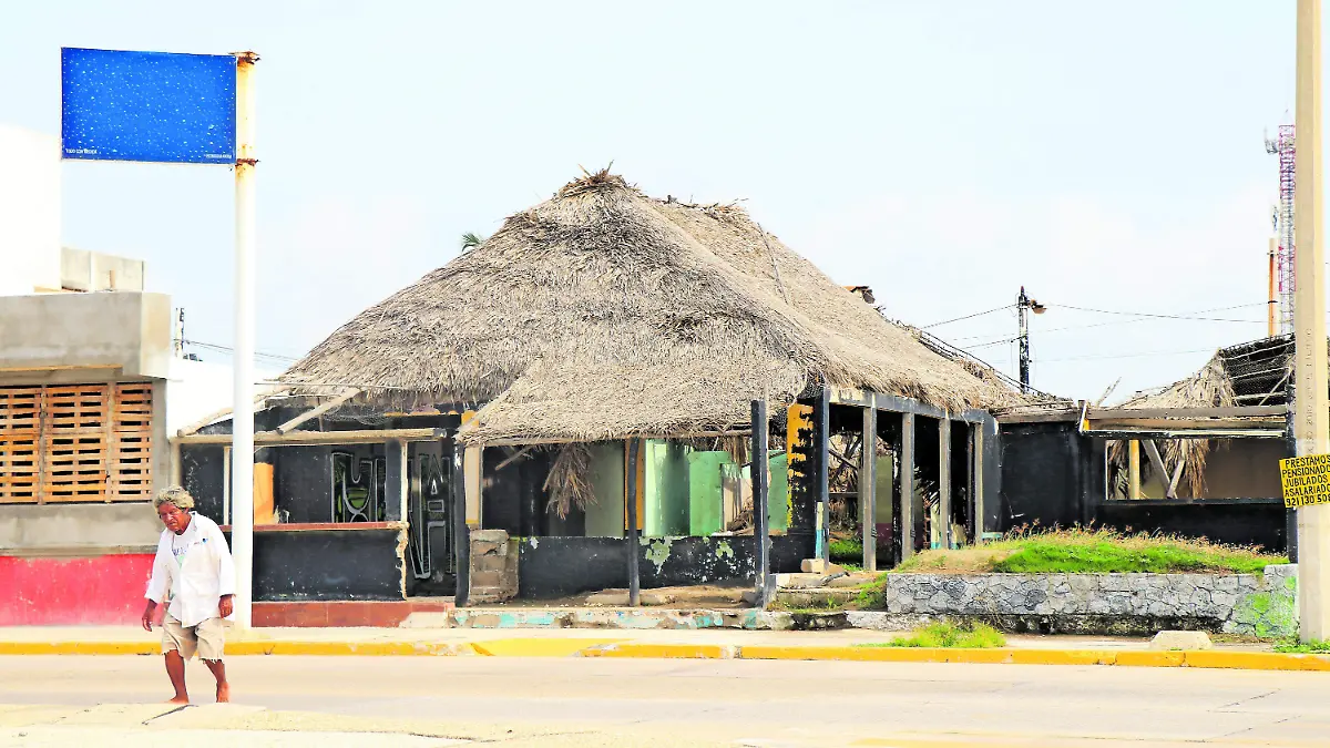 EM-Comercios Coatza_CMYK