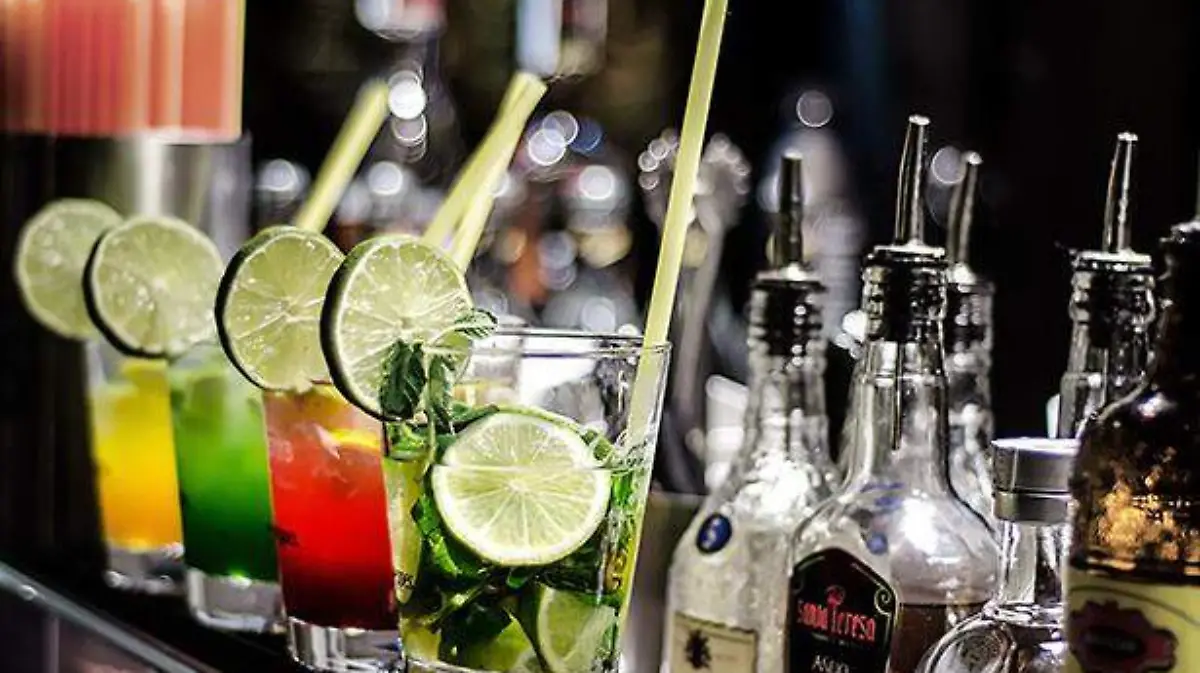 bar