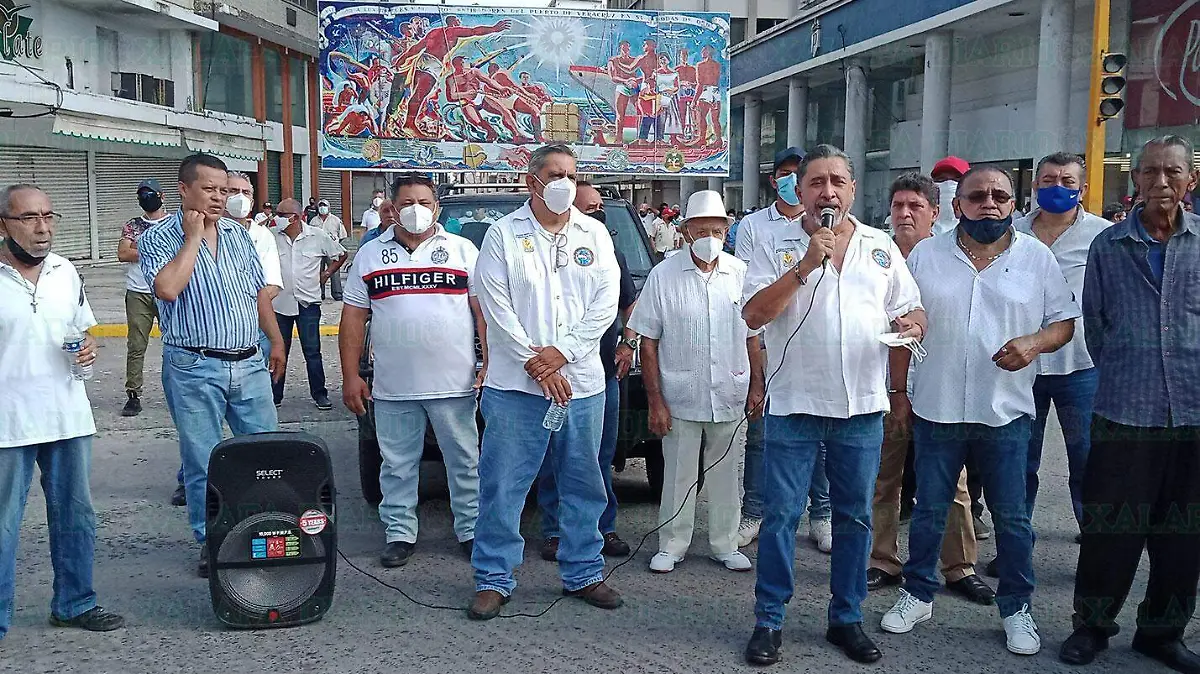 trabajadores-portuarios