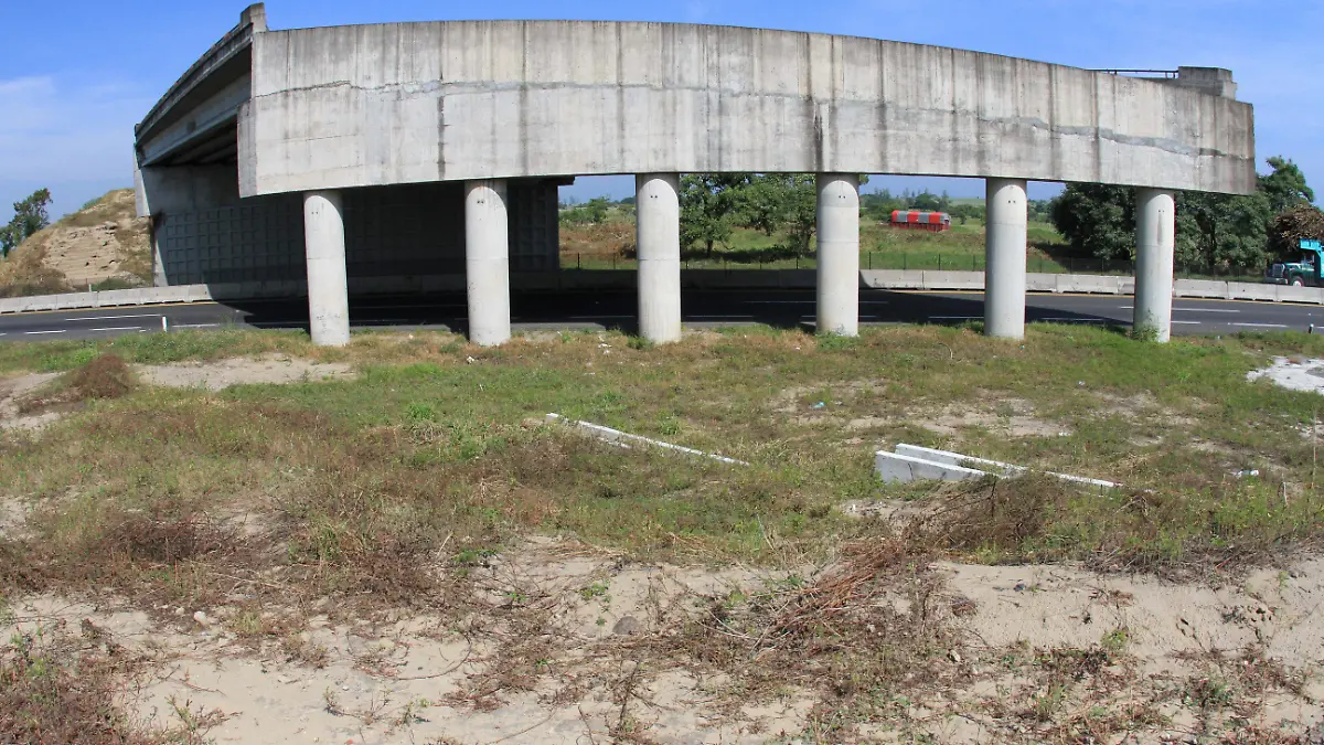 RENEPUENTE29NOV169388