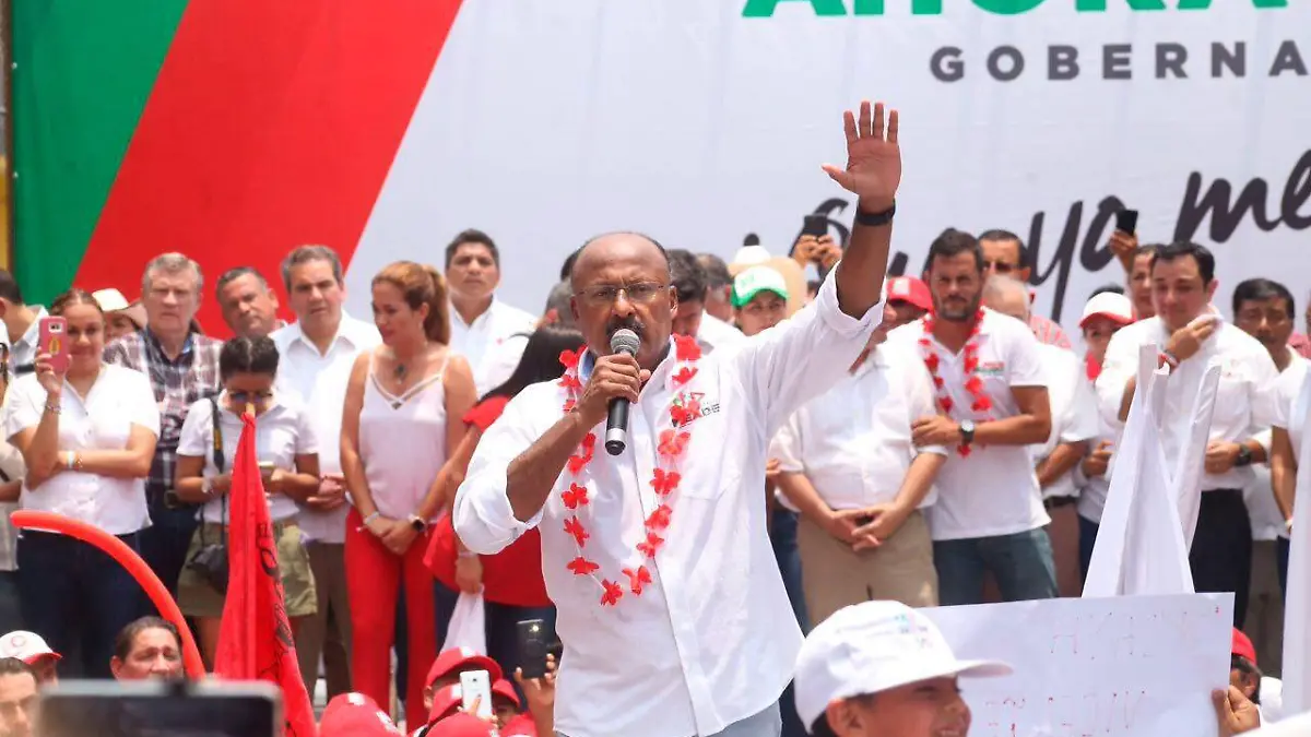 René-Juárez-Cisneros