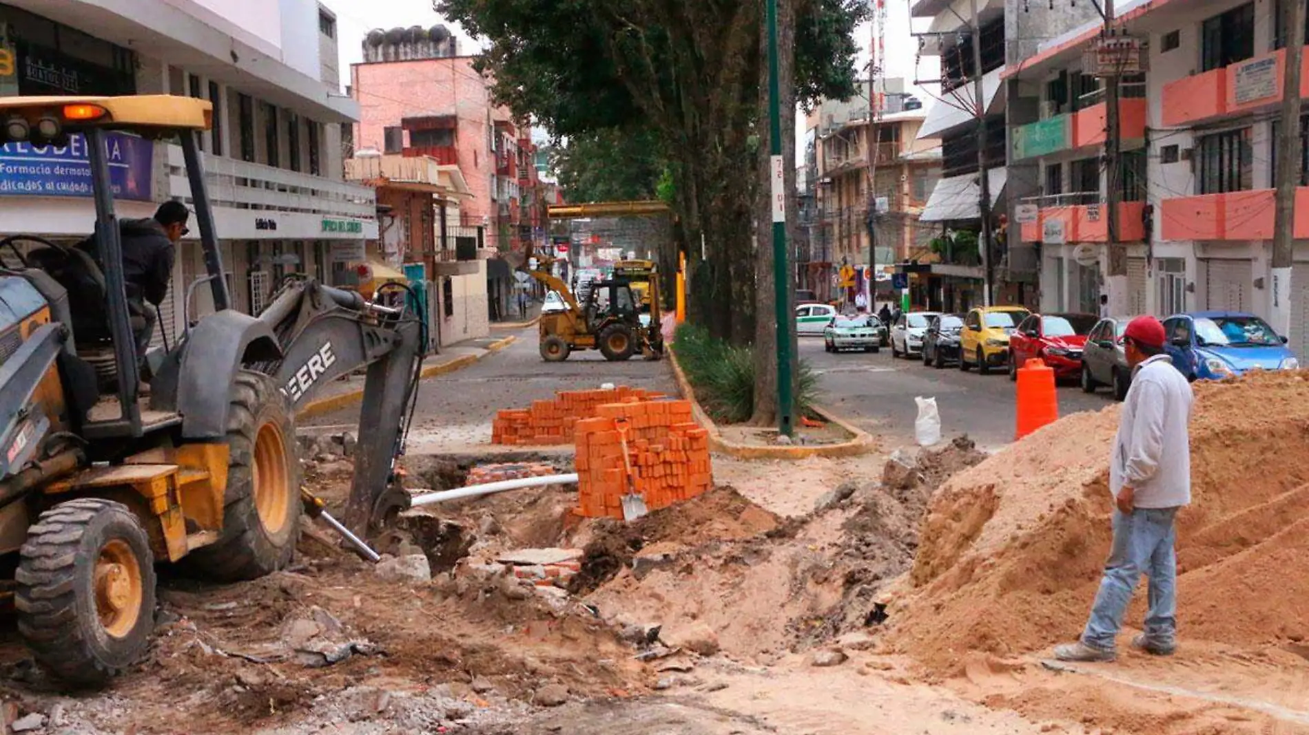 Obras-públicas-en-calles-de-Xalapa