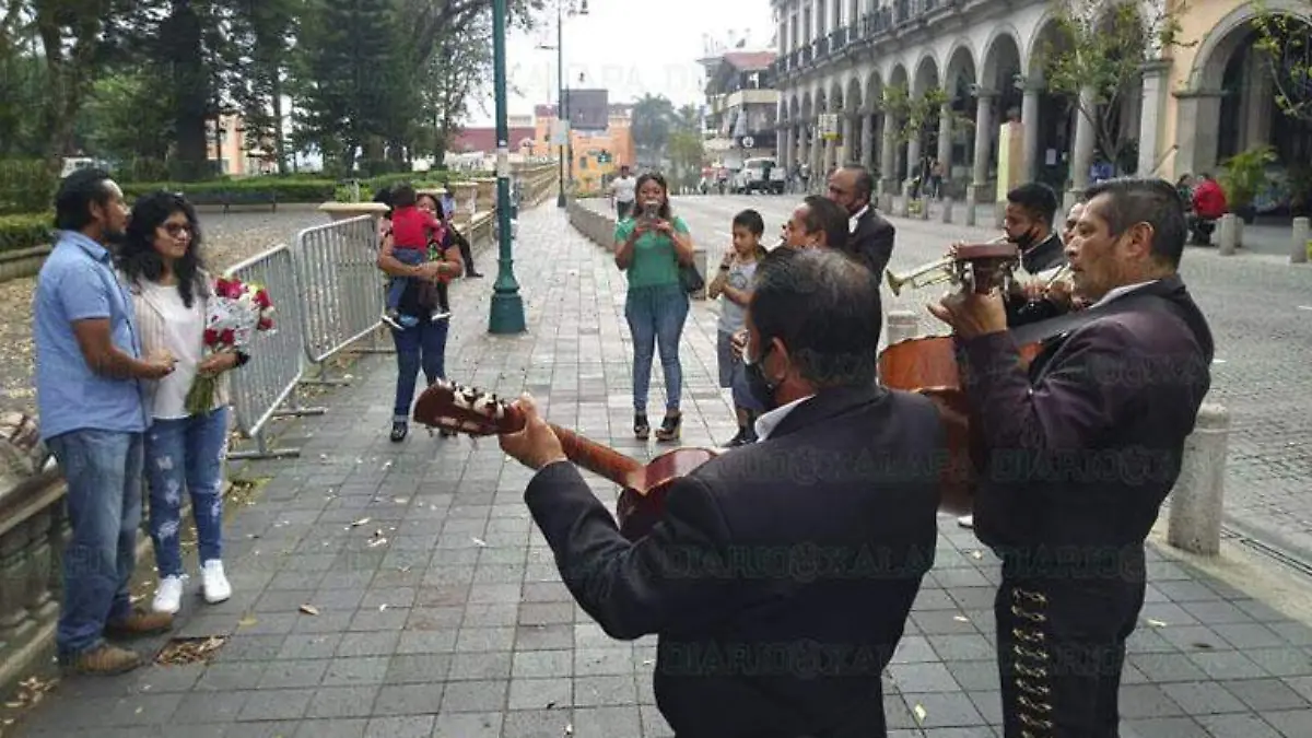 Novios2