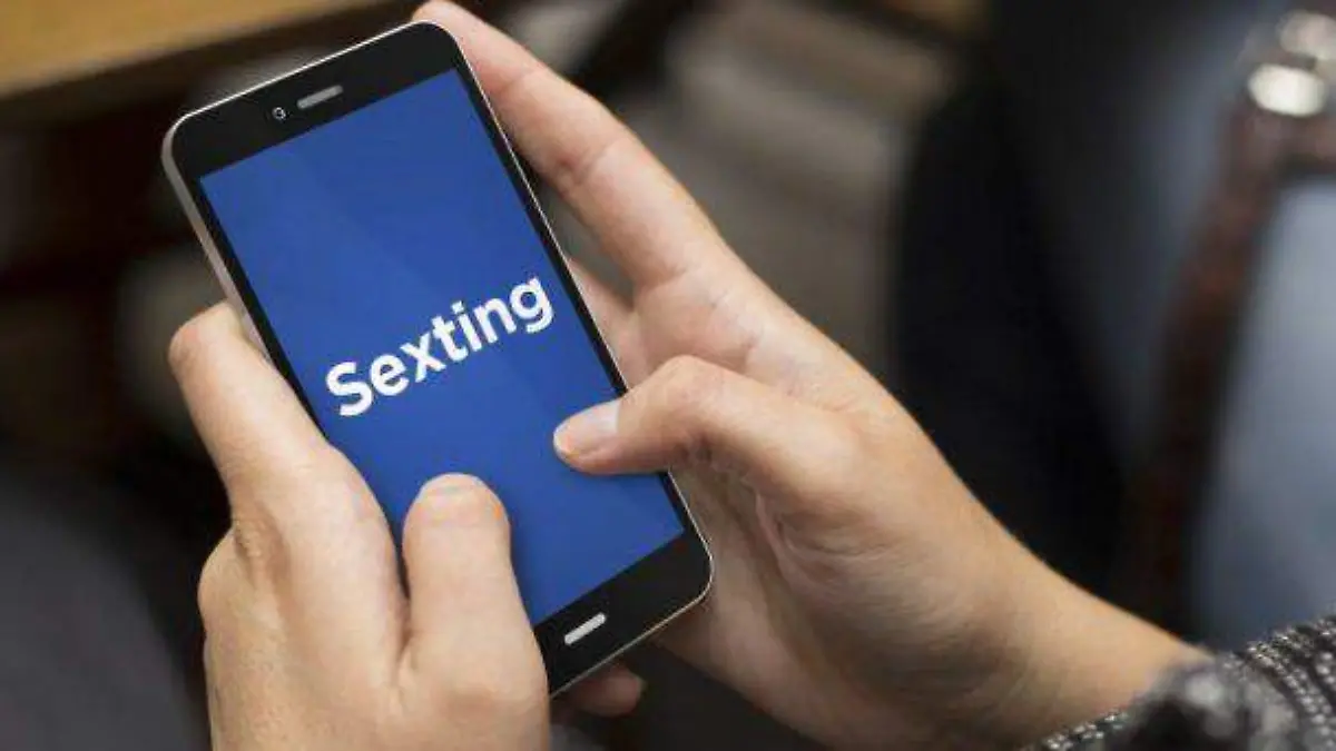 Sexting-615x342