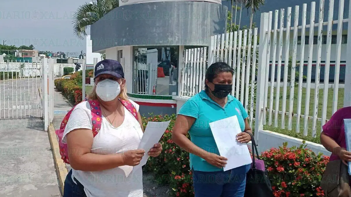 Familias-denuncian-desabasto-ante-FGR