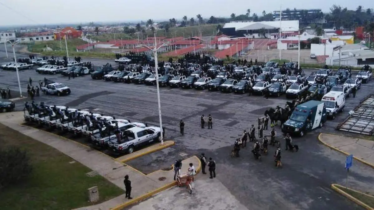 ROBERTO SOSA Sientanse seguros dice Cuitlahuac a pobladores del sur del estado 03