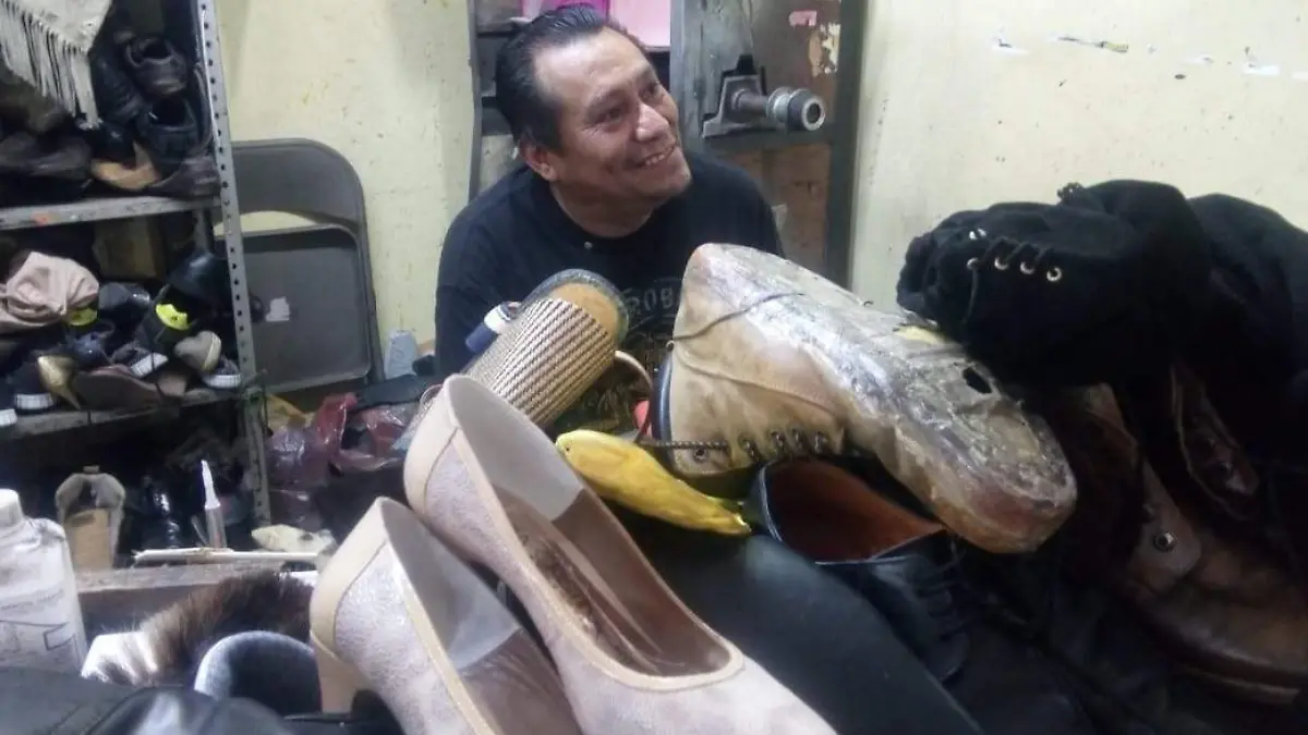 RENEZAPATEROsaulpale10AGOS184