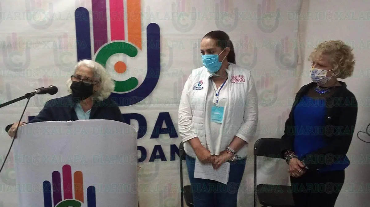 Cinthya-Lobato