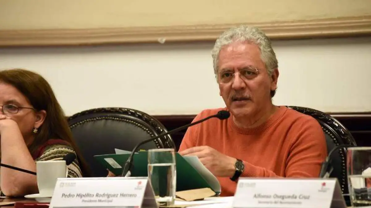 HIPOLITO RODRIGUEZ (1)