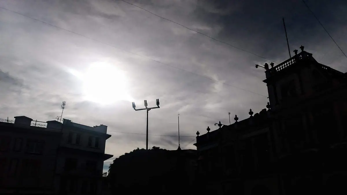 Dominará el calor; pero el jueves podría incrementar la probabilidad de lluvias 