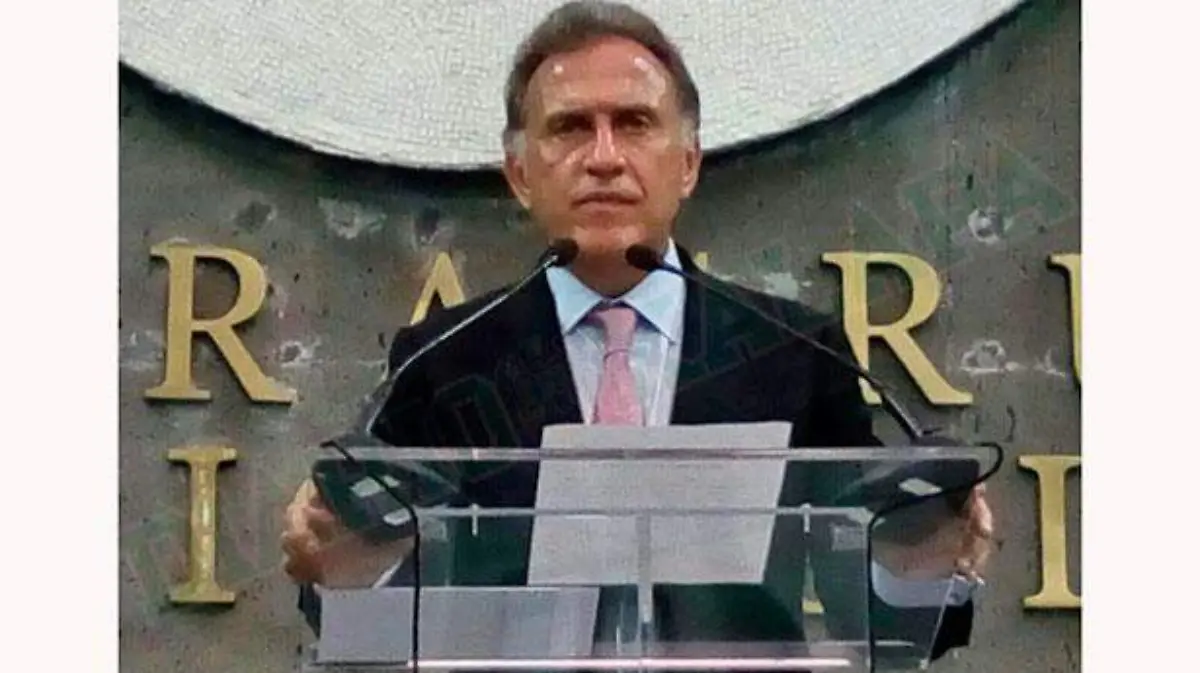 yunes-linares-desfile