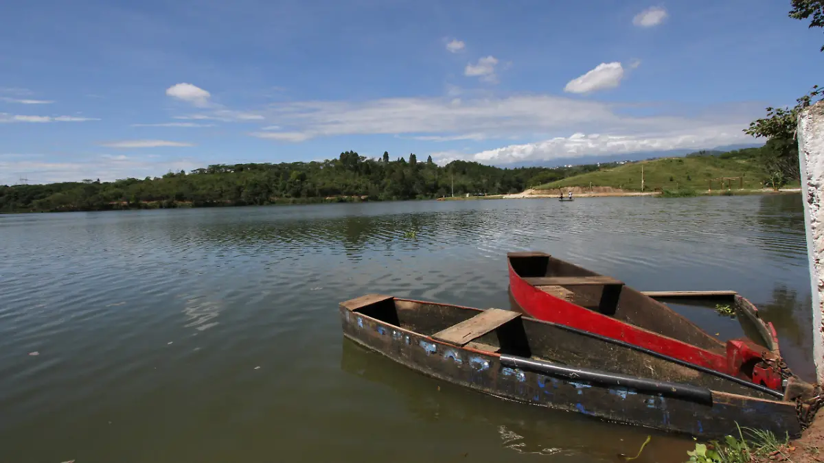 LagunadelCastillo