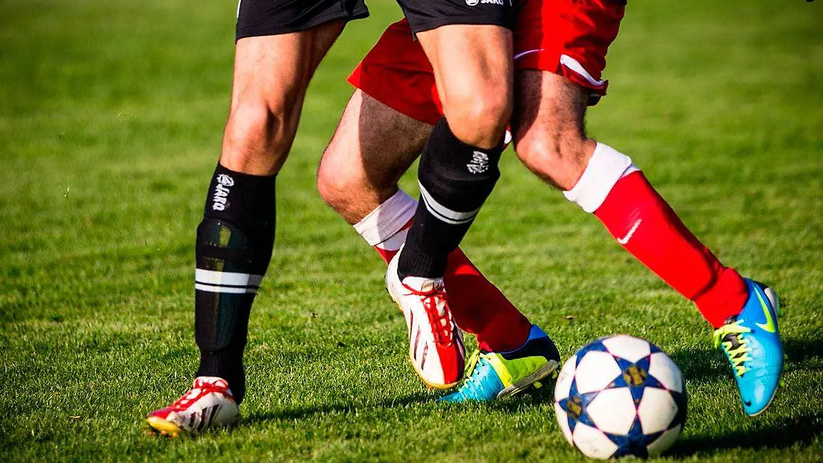 soccer-gd3b912055_1280