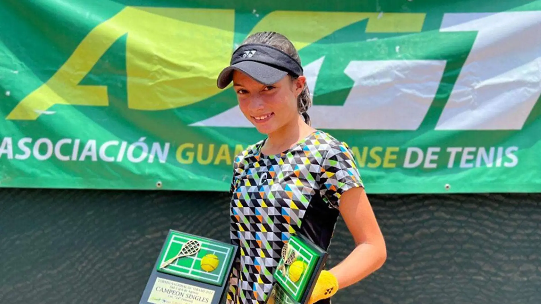 Notable y sobresaliente actuación tuvo la tenista veracruzana, Hanne Estrada, en el campeonato “Nacional de Verano Guanajuato 2022”