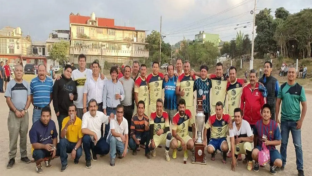 SUX campeones de campeonato en el torneo de veteranos