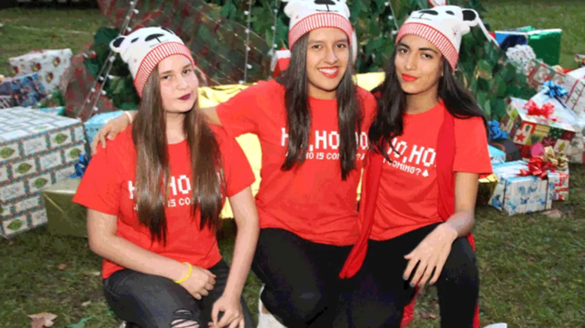 1-edna-martinez,-maria-espindola-y-gabirla-nava