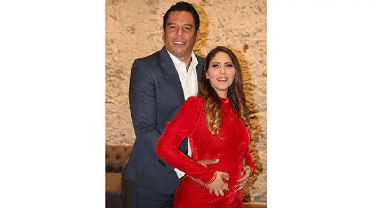 1-cuauhtemoc-velazquez-y-elizabeth-romagnoli