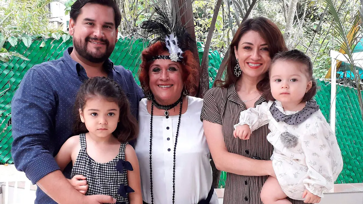 La-cumpleanera