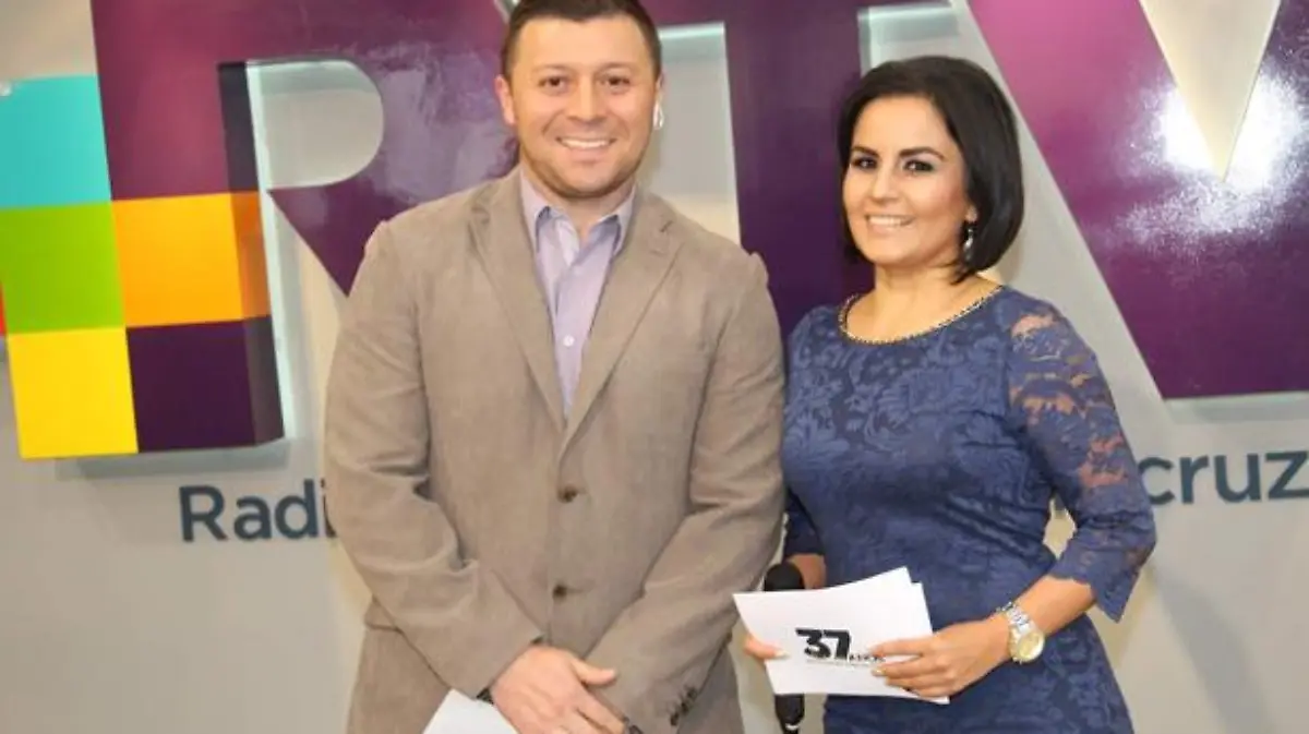 16-alejandro-enriquez-y-maru-morales