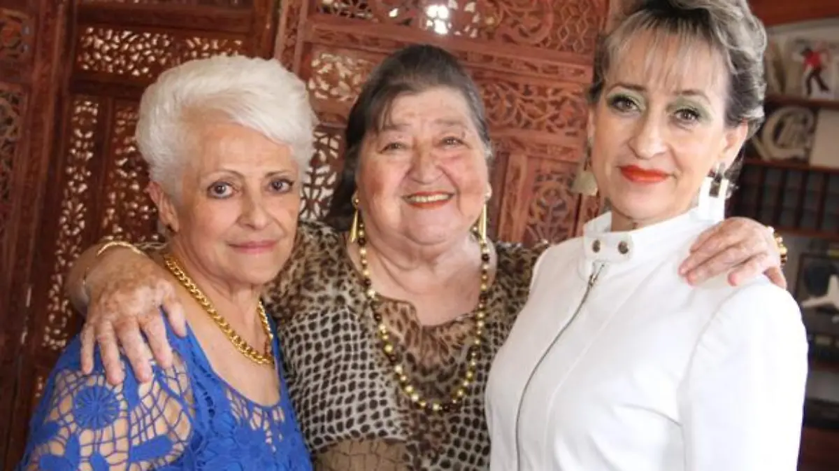 4-lety-silva,-lupita-manzur-y-rocio-arroyo