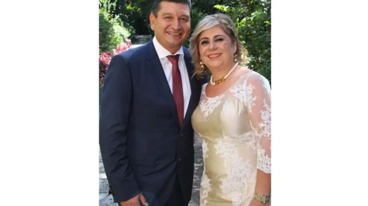 1--alfredo-oaceguera-y-patricia-galan